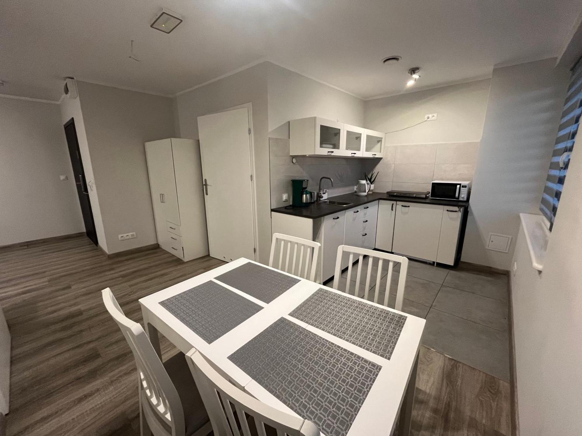 Apartamenty Na Wzgorzu Ińsko Exteriör bild